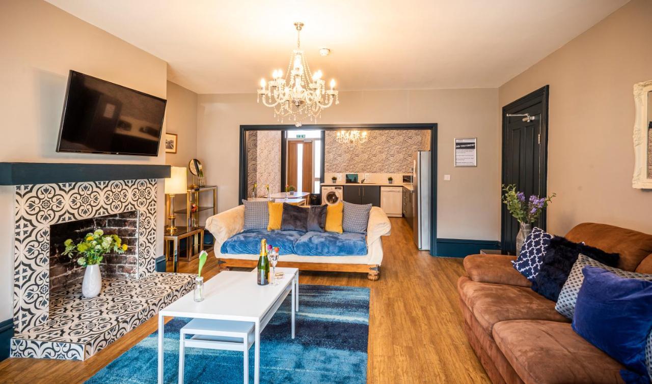 Stamford Guest House, 3 Min Walk To Southport Lord St, With Parking & Perfect Getaway Kültér fotó