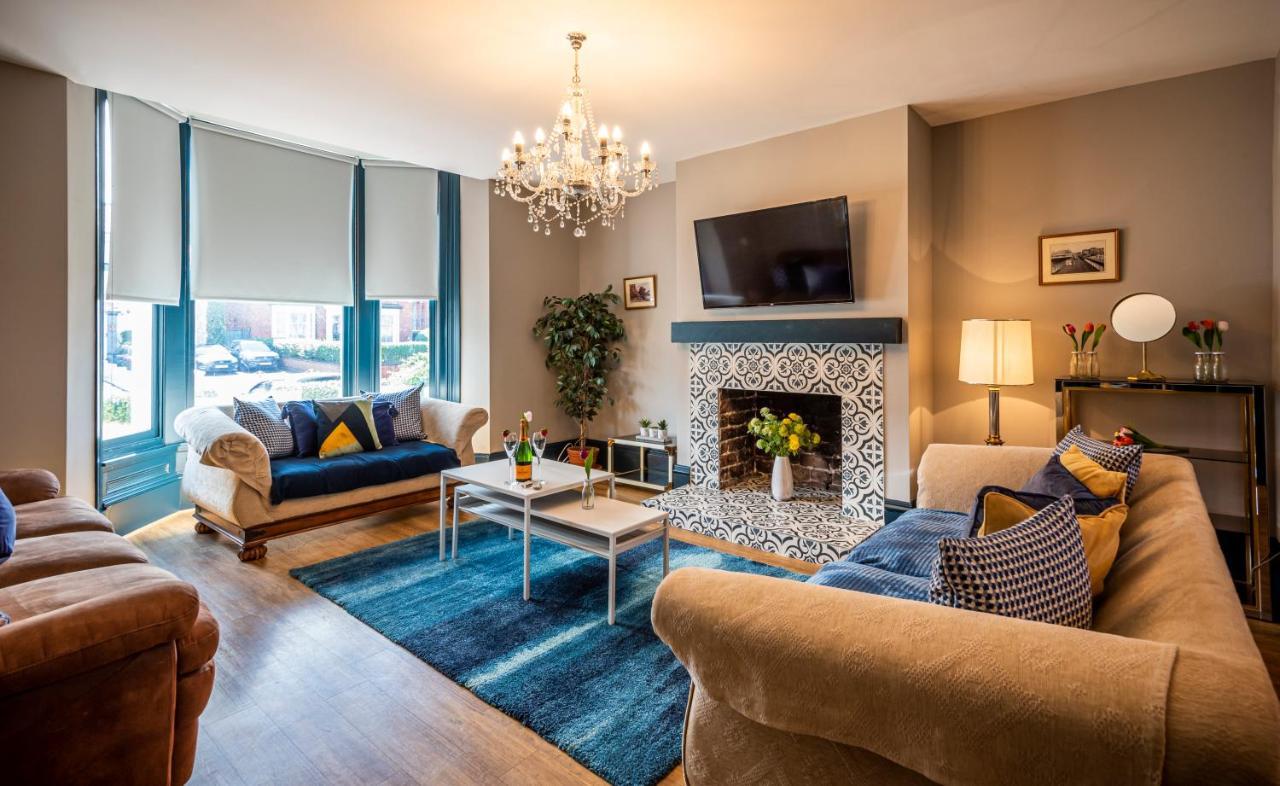 Stamford Guest House, 3 Min Walk To Southport Lord St, With Parking & Perfect Getaway Kültér fotó