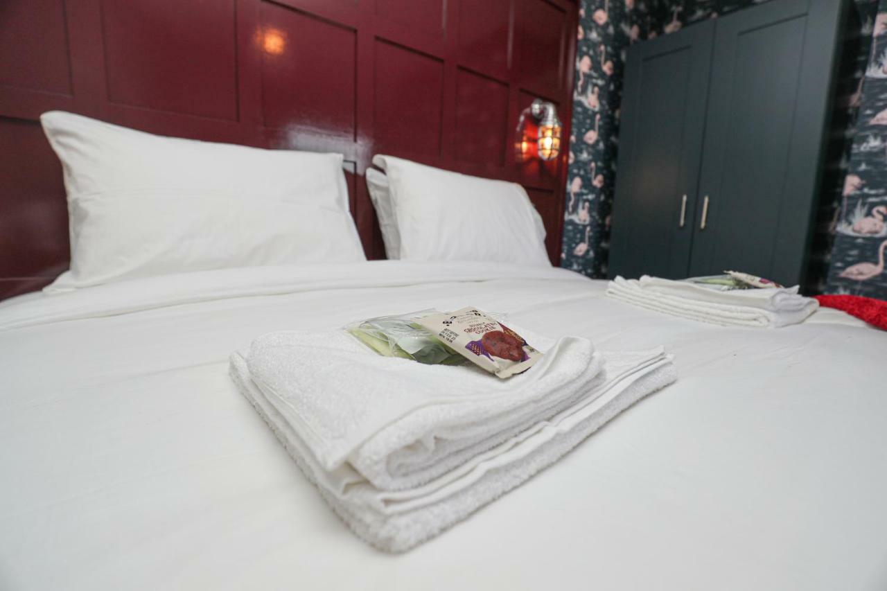 3 -Min Walk To Southport Pier & Beach Fast Wi-Fi & Perfect Getaway Szoba fotó