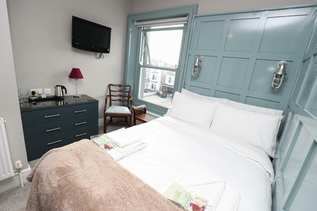3 -Min Walk To Southport Pier & Beach Fast Wi-Fi & Perfect Getaway Kültér fotó