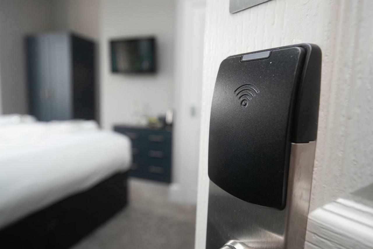 3 -Min Walk To Southport Pier & Beach Fast Wi-Fi & Perfect Getaway Kültér fotó